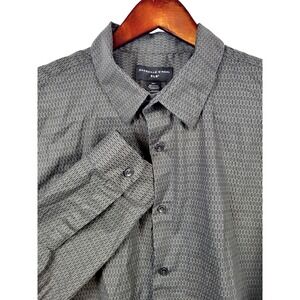 Shaquille O'Neal XLG Gray Geometric Print Long Sleeve Button‎ Down Shirt